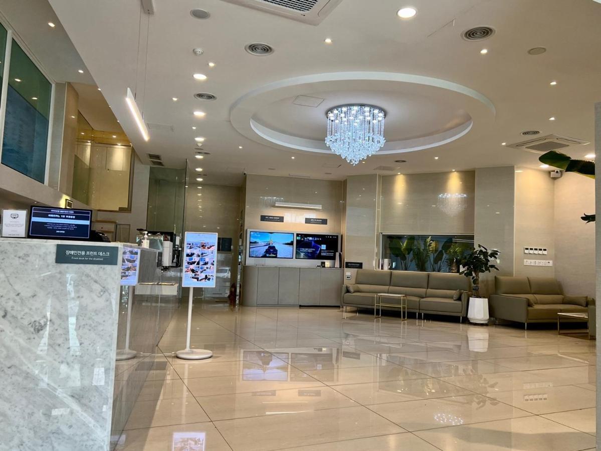 Seomyeon Ib Hotel Busan Exteriör bild